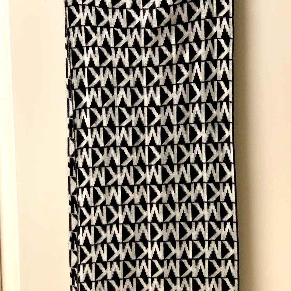Michael Kors scarf